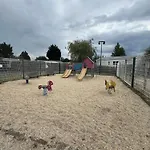 Casa de Férias Convivial à Saint-arnoult Avec Piscine *