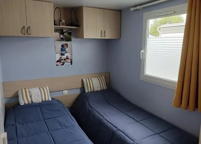 Convivial à Saint-arnoult Avec Piscine Casa de Férias